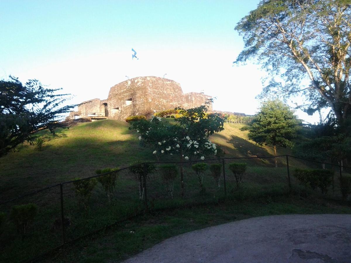 Hotel Lara'S Planet El Castillo de La Concepción Exterior foto